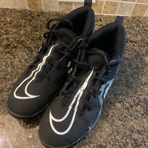 Nike Black Alpha Menace 3 football cleats